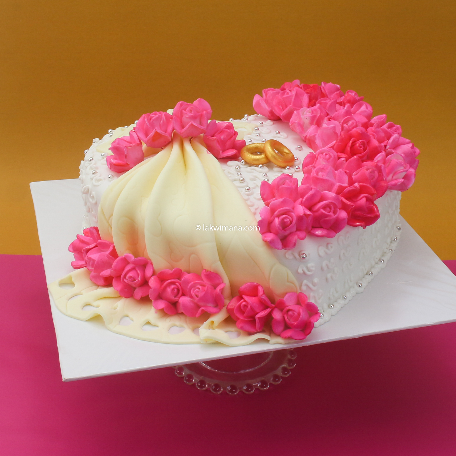Engagement Roses Cake 2.5Kg